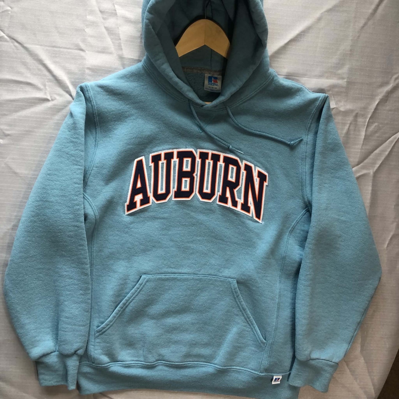 Vintage Auburn Tigers Russell Athletic Y2K Embroidered Logo Pullover Hoodie M