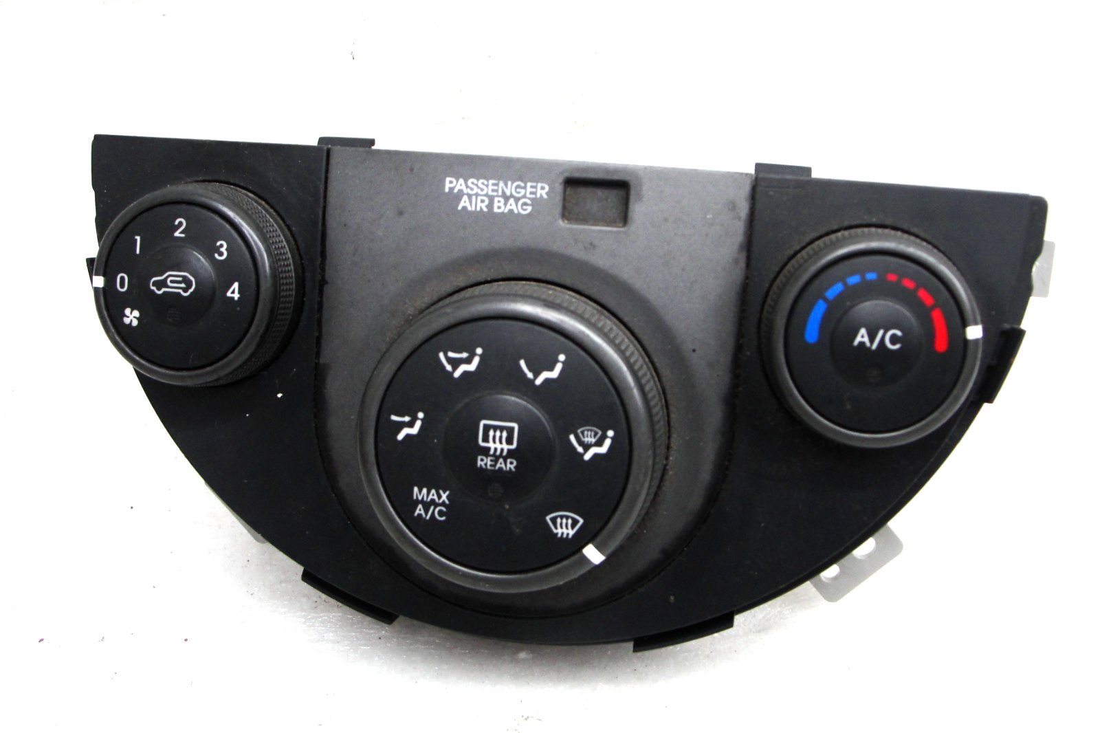 Kia Soul OEM in dash manual fan climate control defrost AC Heat temp black 10 11