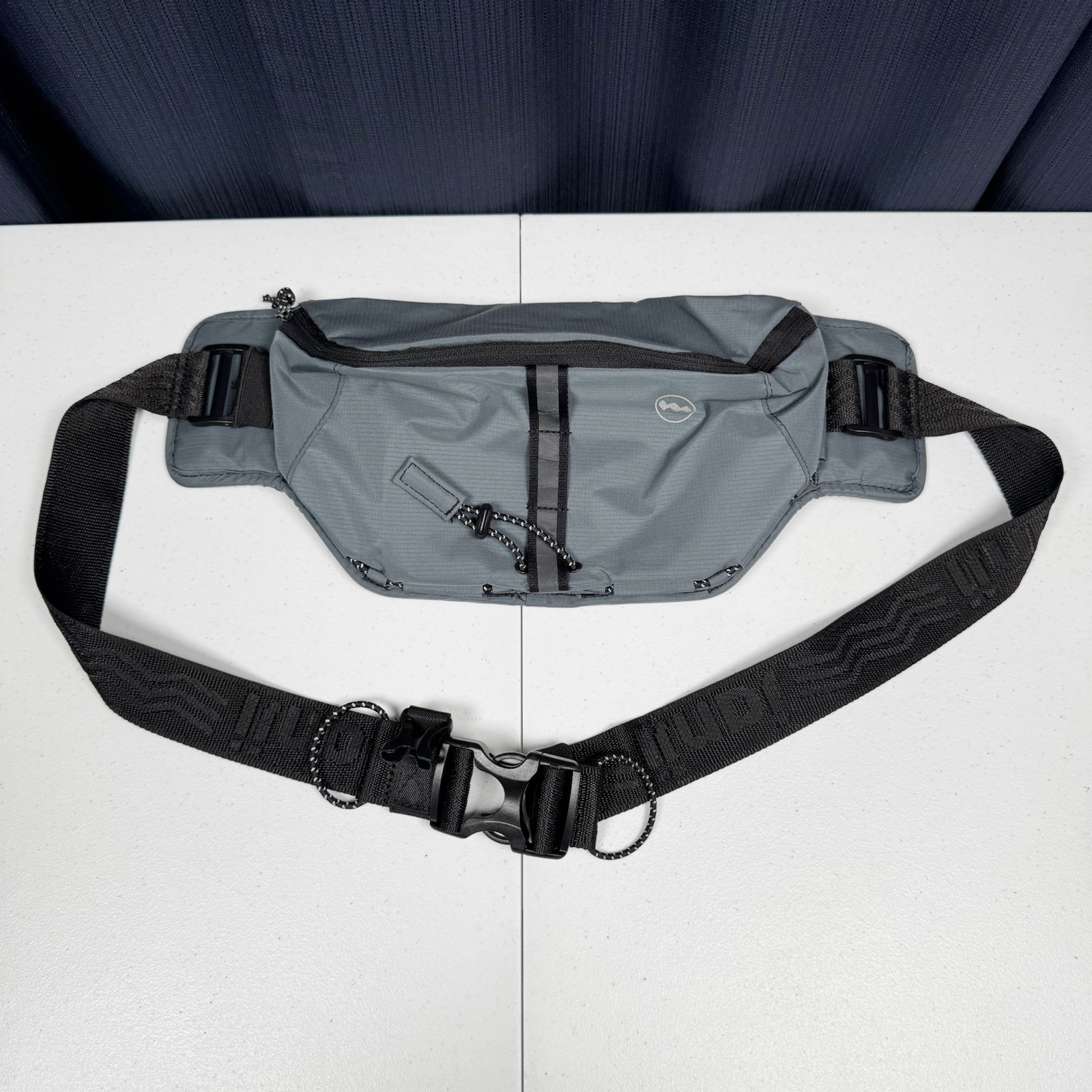 Janji Multipass Sling Bag Gray 2L Running Fanny Pack Crossbody Waist Bag Ripstop Janji Multipass Sling Bag Gray 2L Running Fanny Pack Crossbody Waist Bag Ripstop