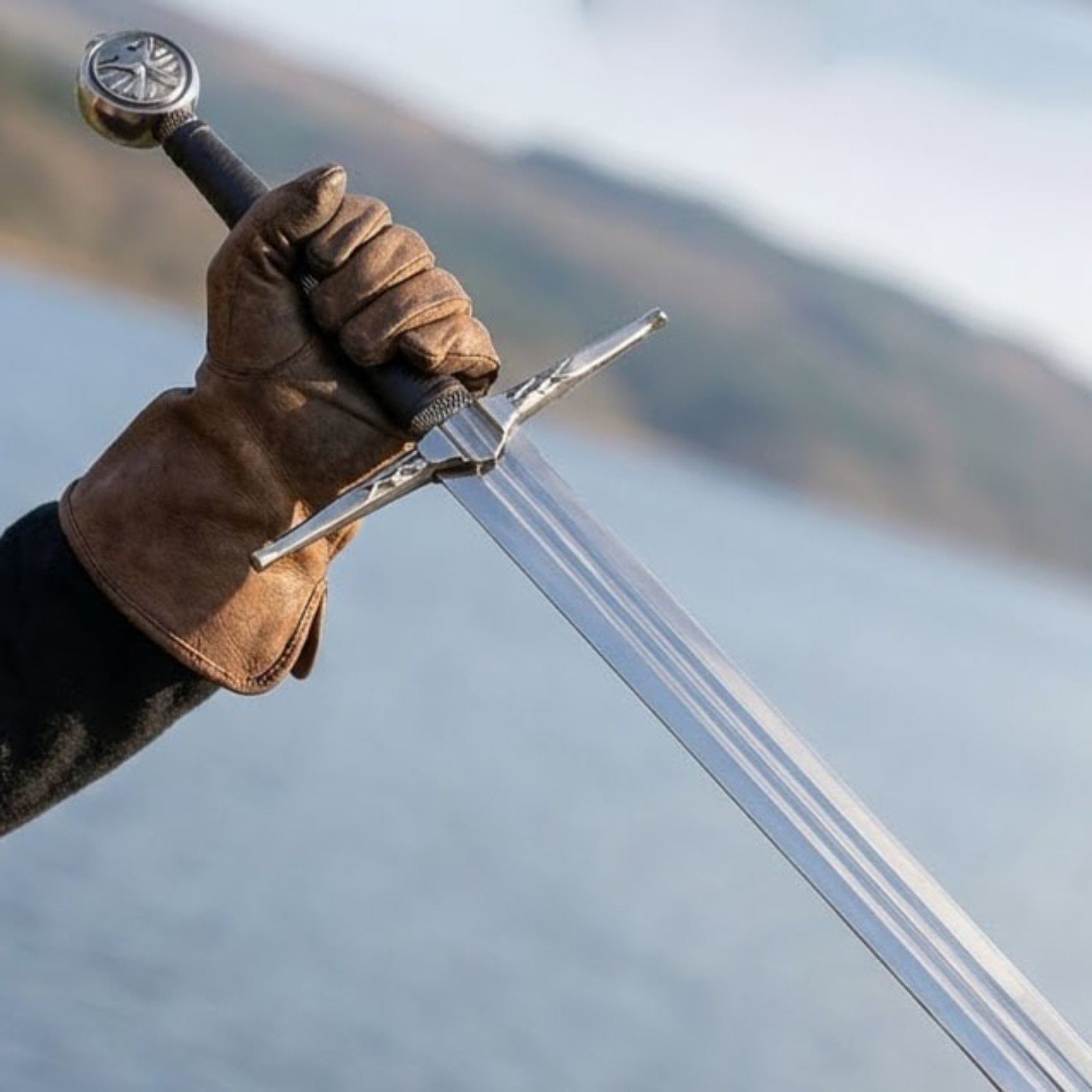 Handmade The Witcher 3 White Wolf Sword Geralt of Rivia, Stainless Steel 38 Inch