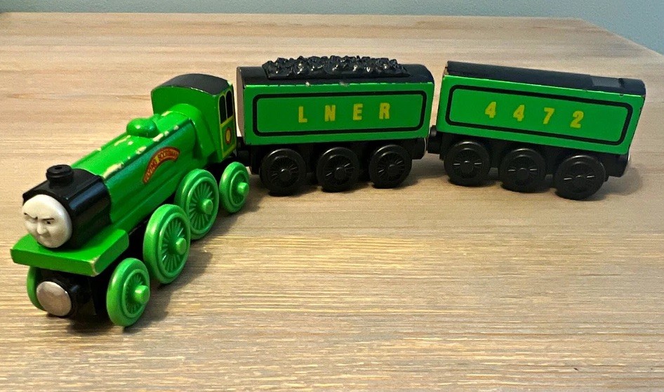 Thomas & Friends Wooden Railway Flying Scotsman Engine with Two Tenders
