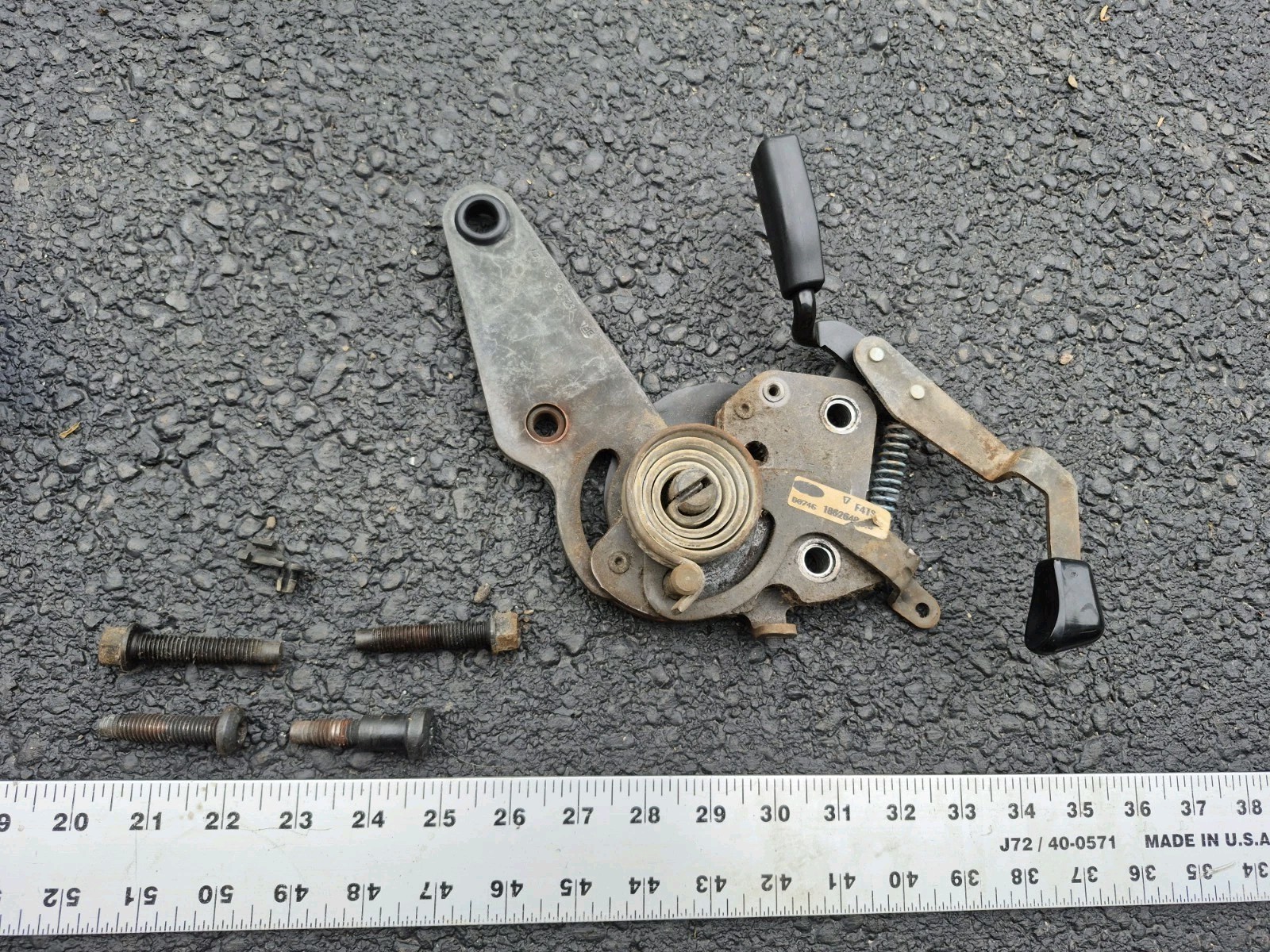 92-96 Ford Truck Bronco Front Passenger Bucket Seat Ratchet Recliner Adjuster 
