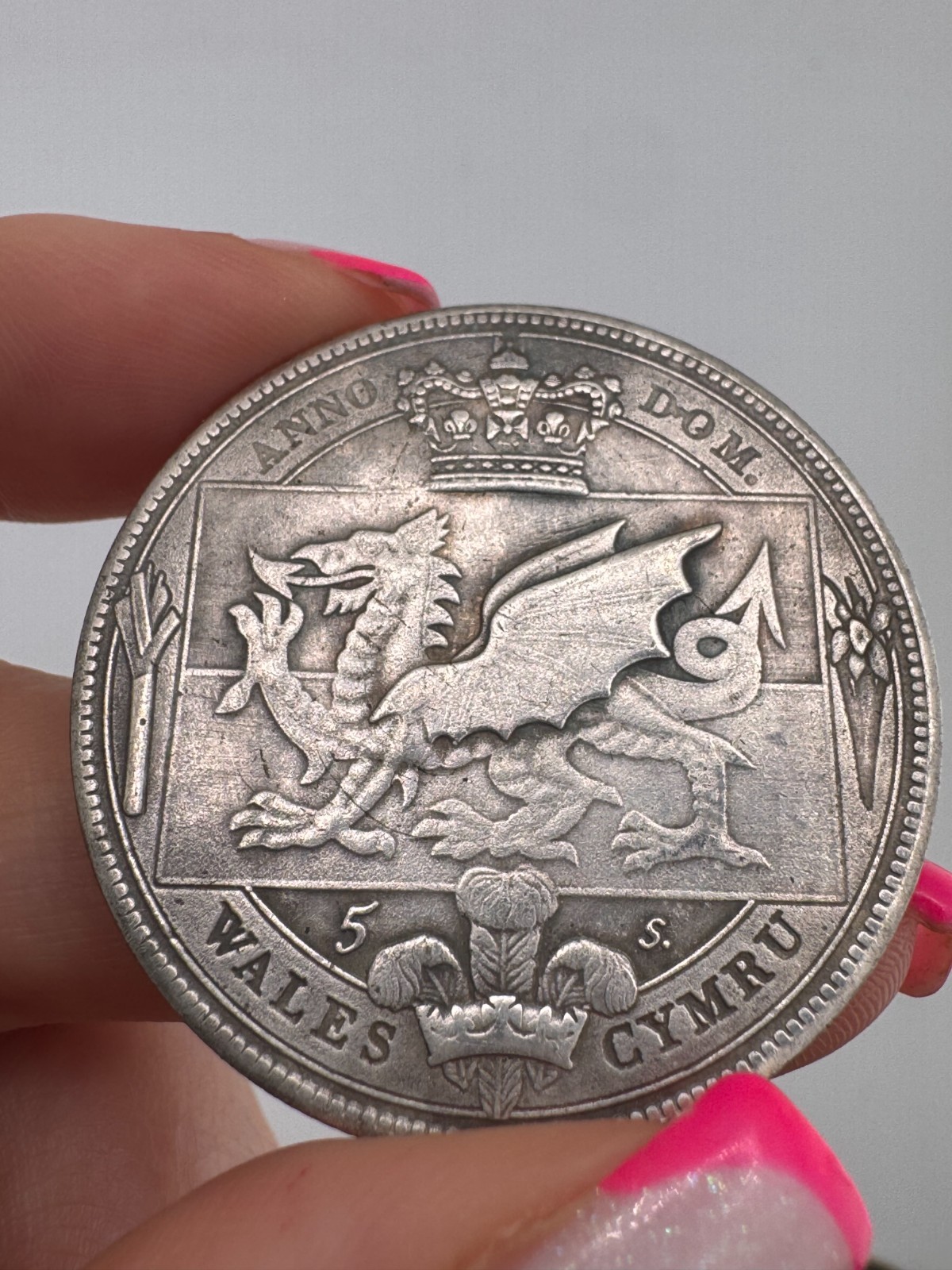 British 1887 Queen Victoria 5 shilling coin