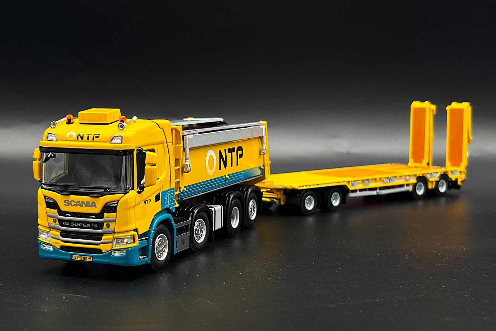 Scania G normal tipper truck lowloader drawbar trailer \