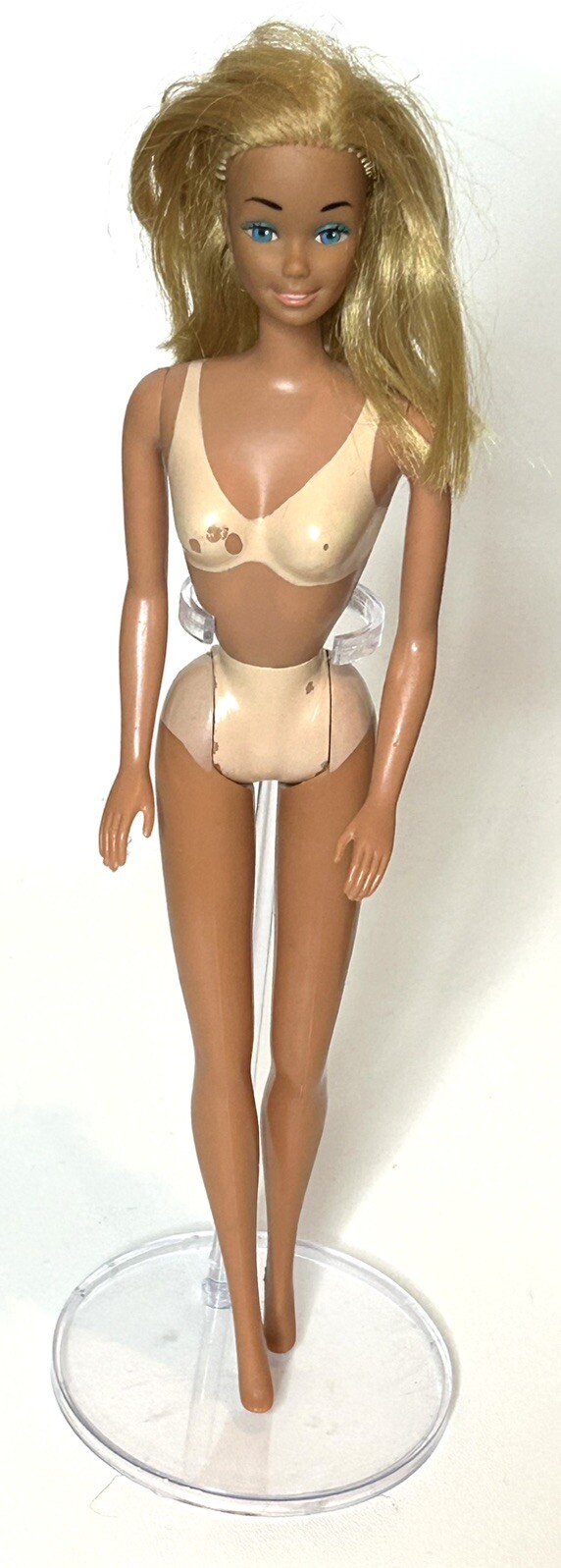 Vintage Mattel 1978 Sun Lovin’ Malibu Barbie Doll Nude #1067 -Philippines Vintage Mattel 1978 Sun Lovin’ Malibu Barbie Doll Nude #1067 -Philippines