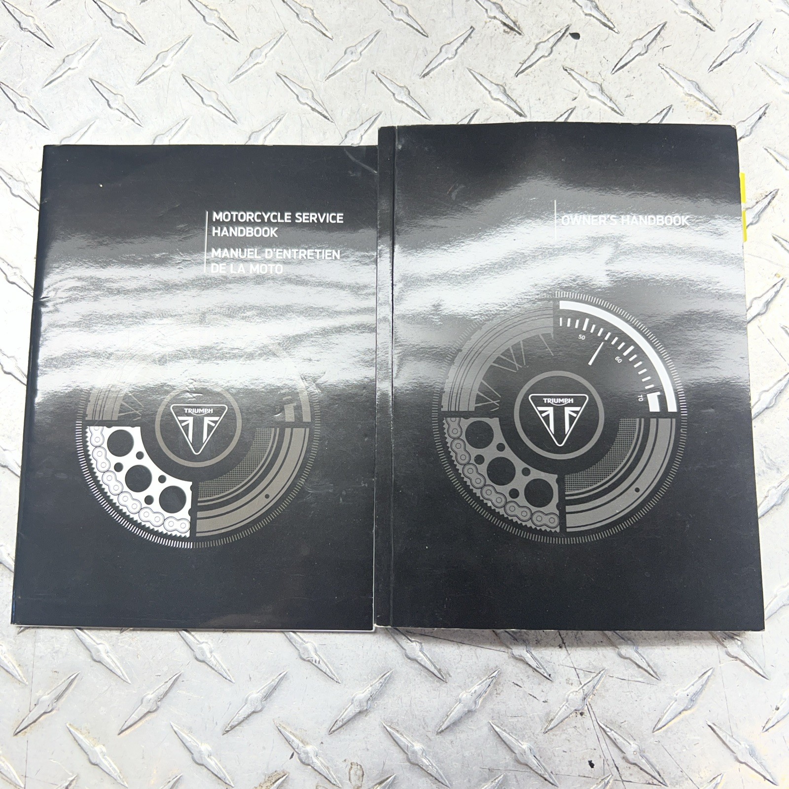 OEM TRIUMPH STREET TWIN T120 THRUXTON R STREET OWNER'S MANUAL 3852288 92015 F.1