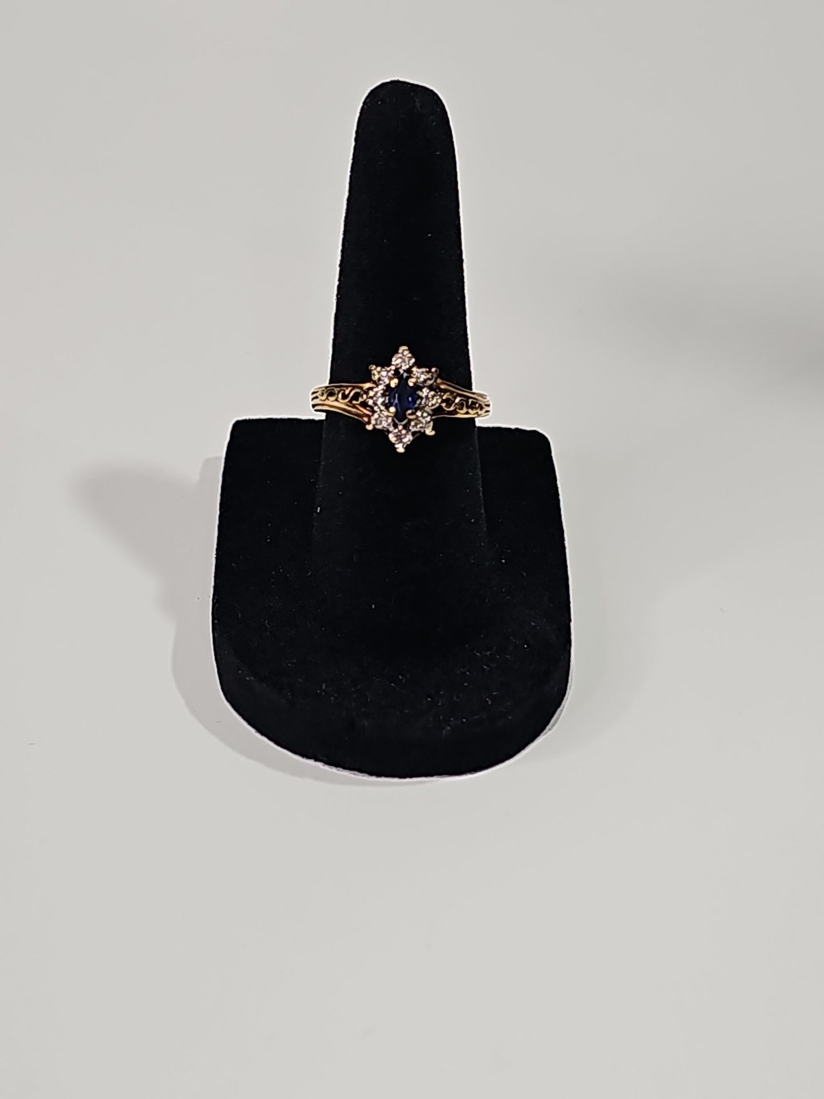 Vintage Style Sapphire and Diamond Starburst Ring in 10K Gold Vintage Style Sapphire and Diamond Starburst Ring in 10K Gold