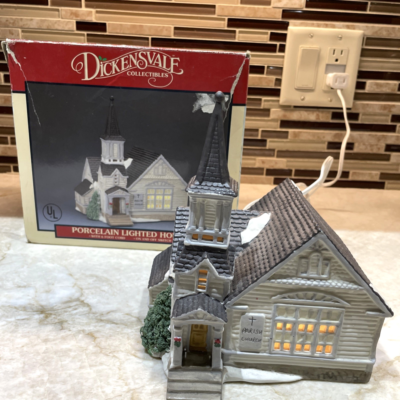 Lemax Dickensvale Lighted Parish Church Christmas Village Building 1991 #15020