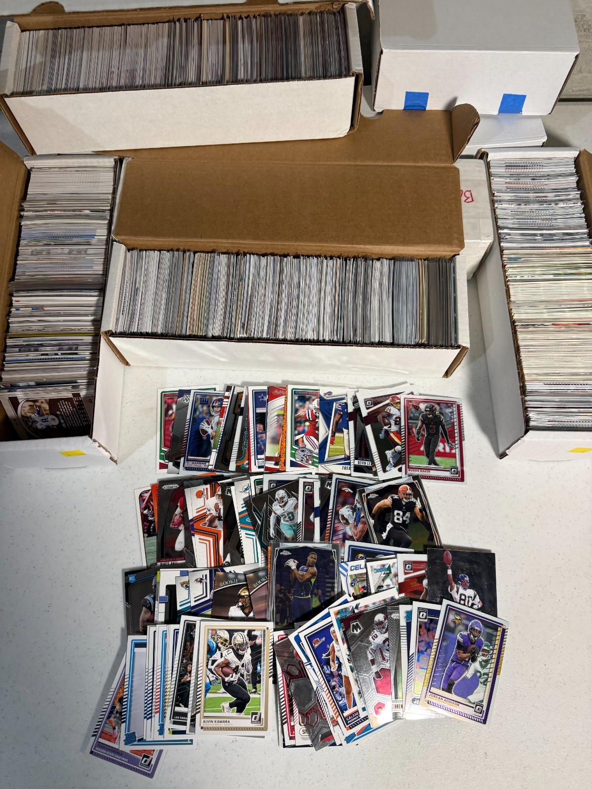 Huge Sports Cards Lot ~5500 Cards Basketball Football Baseball Mix Collection