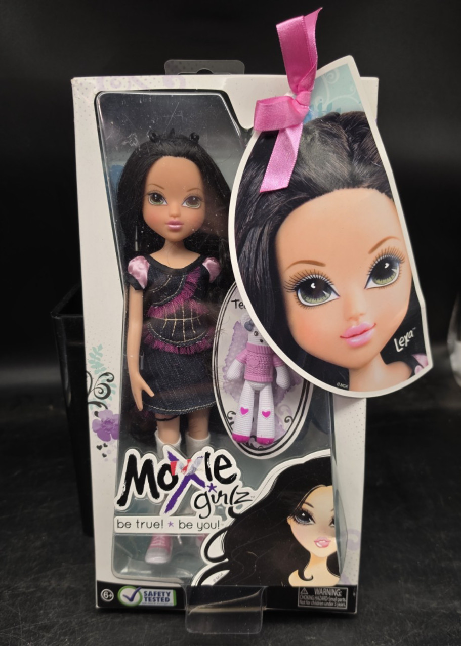 Moxie Girlz Lexa Doll W/ Teddy Bear NRFB Be True Be You MGA Entertainment