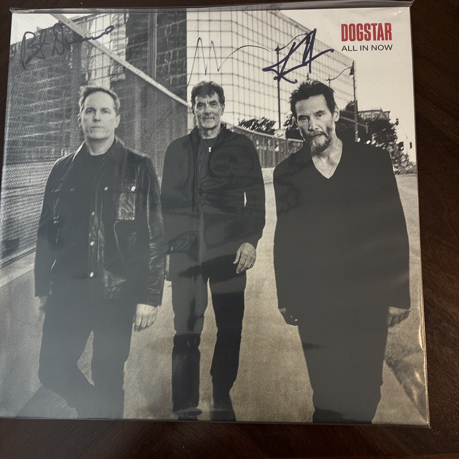 *SHIPS NOW* DOGSTAR ALL IN NOW LP Vinyl SIGNED Cover Keanu Reeves Autographed *SHIPS NOW* DOGSTAR ALL IN NOW LP Vinyl SIGNED Cover Keanu Reeves Autographed