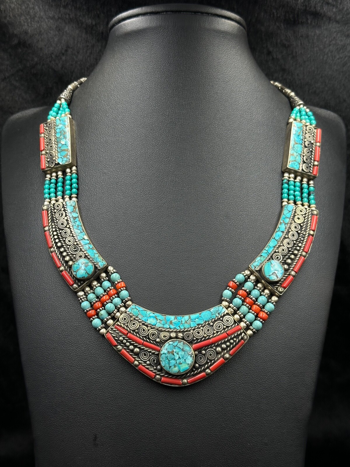 Vintage Nepali Tibetan Beautiful Design Necklace With Turquoise Stone