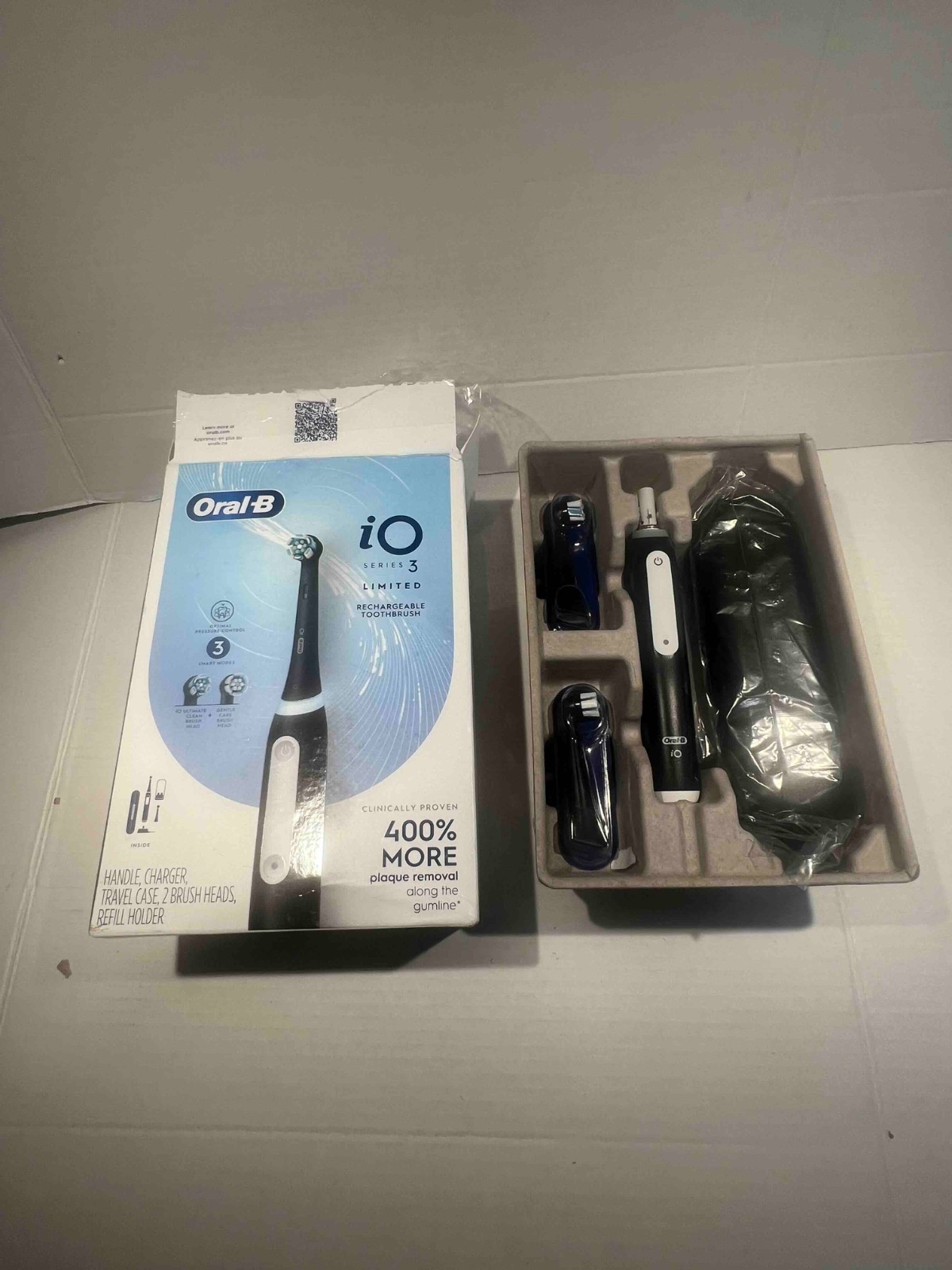 Oral-B iO Series 3 Limited Rechargeable Electric Toothbrush Matte Black Set