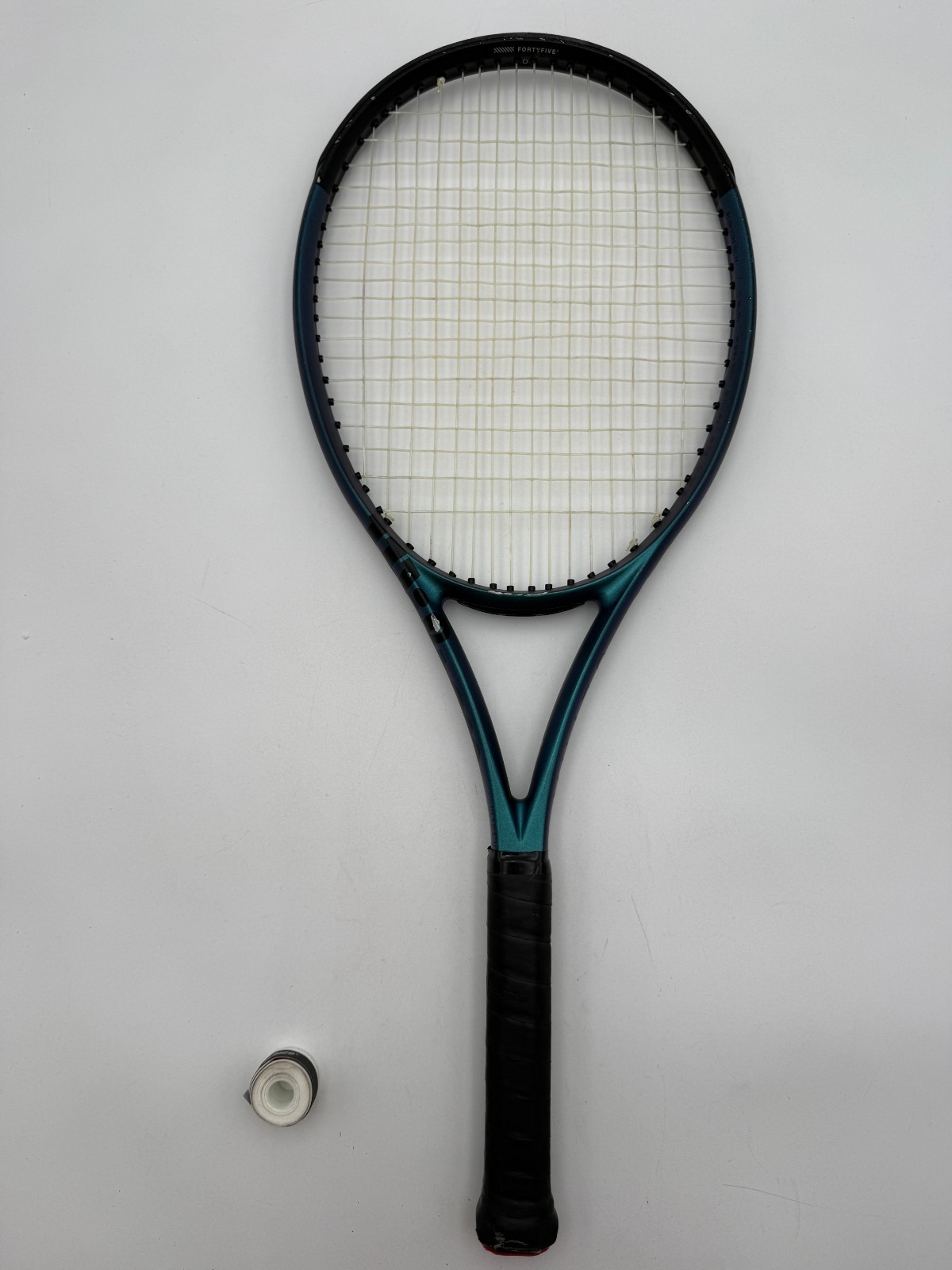2022-24' Wilson Ultra 100L 16x19 V4 280G 4-1/4 Grip#2 (Fair Condition) 2022-24' Wilson Ultra 100L 16x19 V4 280G 4-1/4 Grip#2 (Fair Condition)