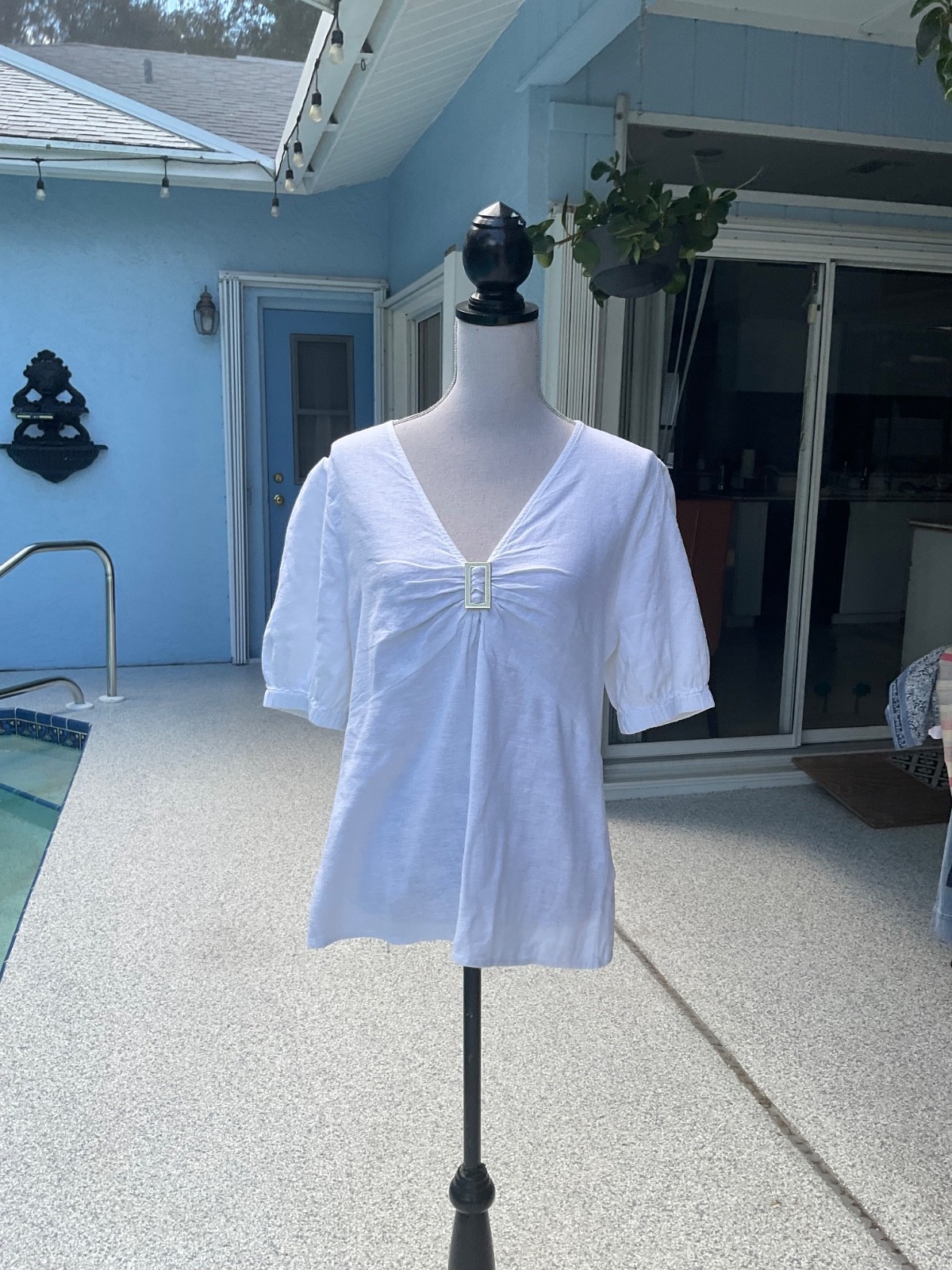 Michael Kors Women\'s White Linen V-Neck Basics Blouse NWT Sz L Michael Kors Women\'s White Linen V-Neck Basics Blouse NWT Sz L