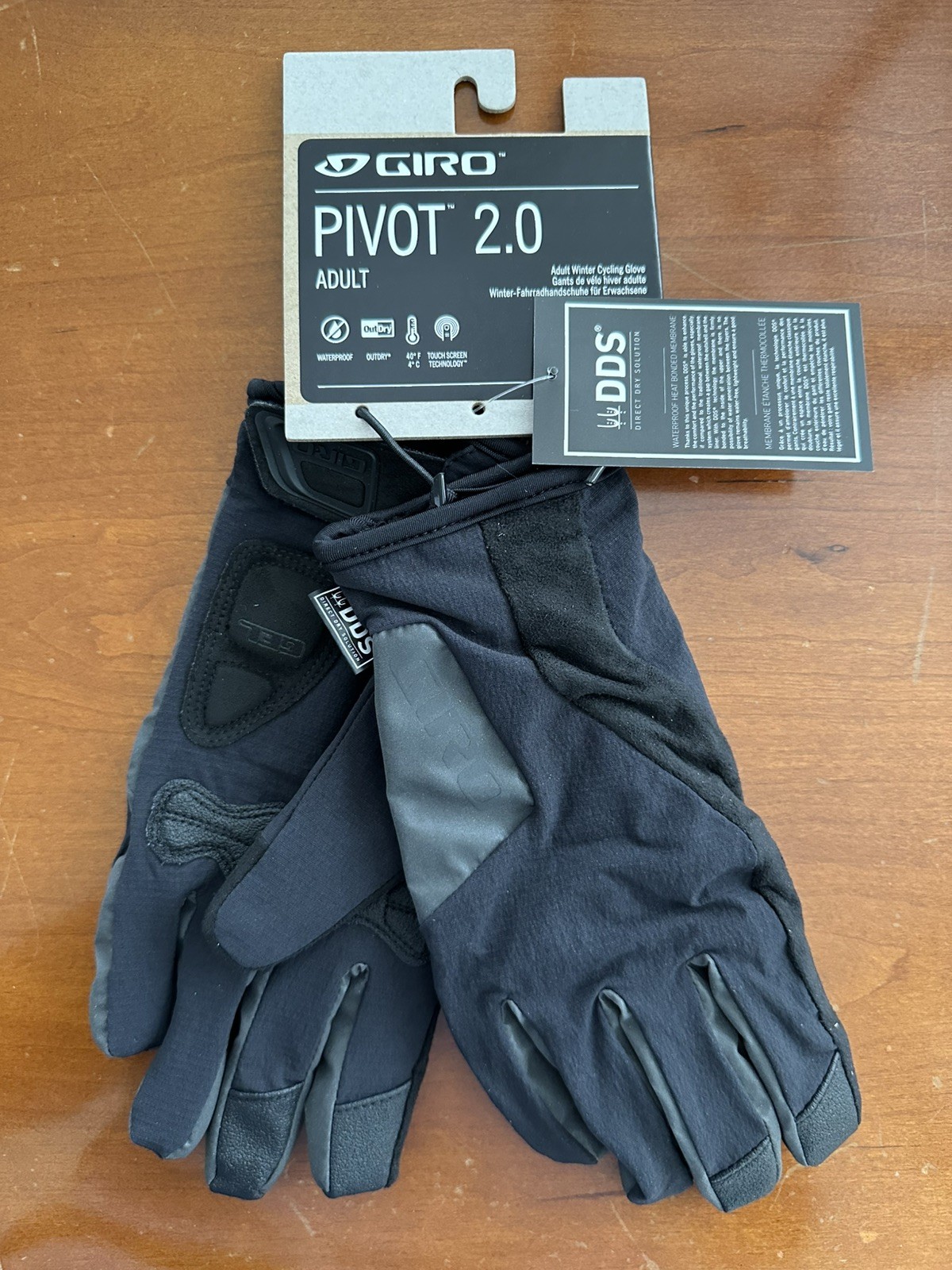 Giro Pivot 2.0 Men\'s Cycling Gloves, Black, (M, L and XL), New