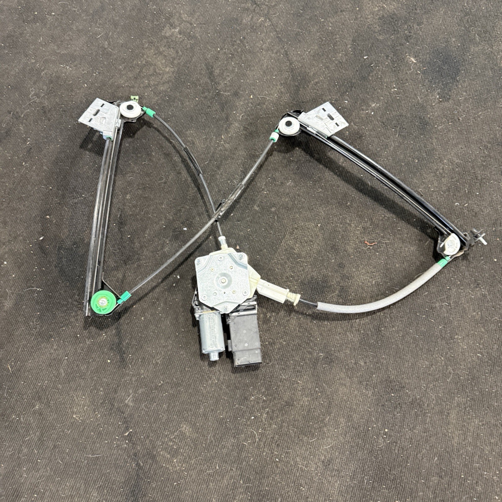 05-13 Chevy Corvette Right Front Door Window Regulator & Motor C6 Passenger