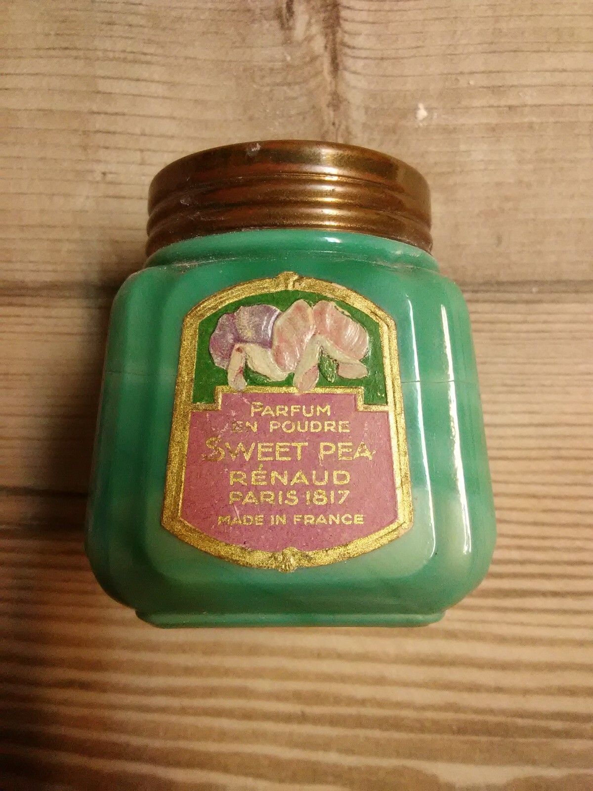 Vintage Renaud Paris 1817 parfum poudre Sweet Pea made in France Vintage Renaud Paris 1817 parfum poudre Sweet Pea made in France