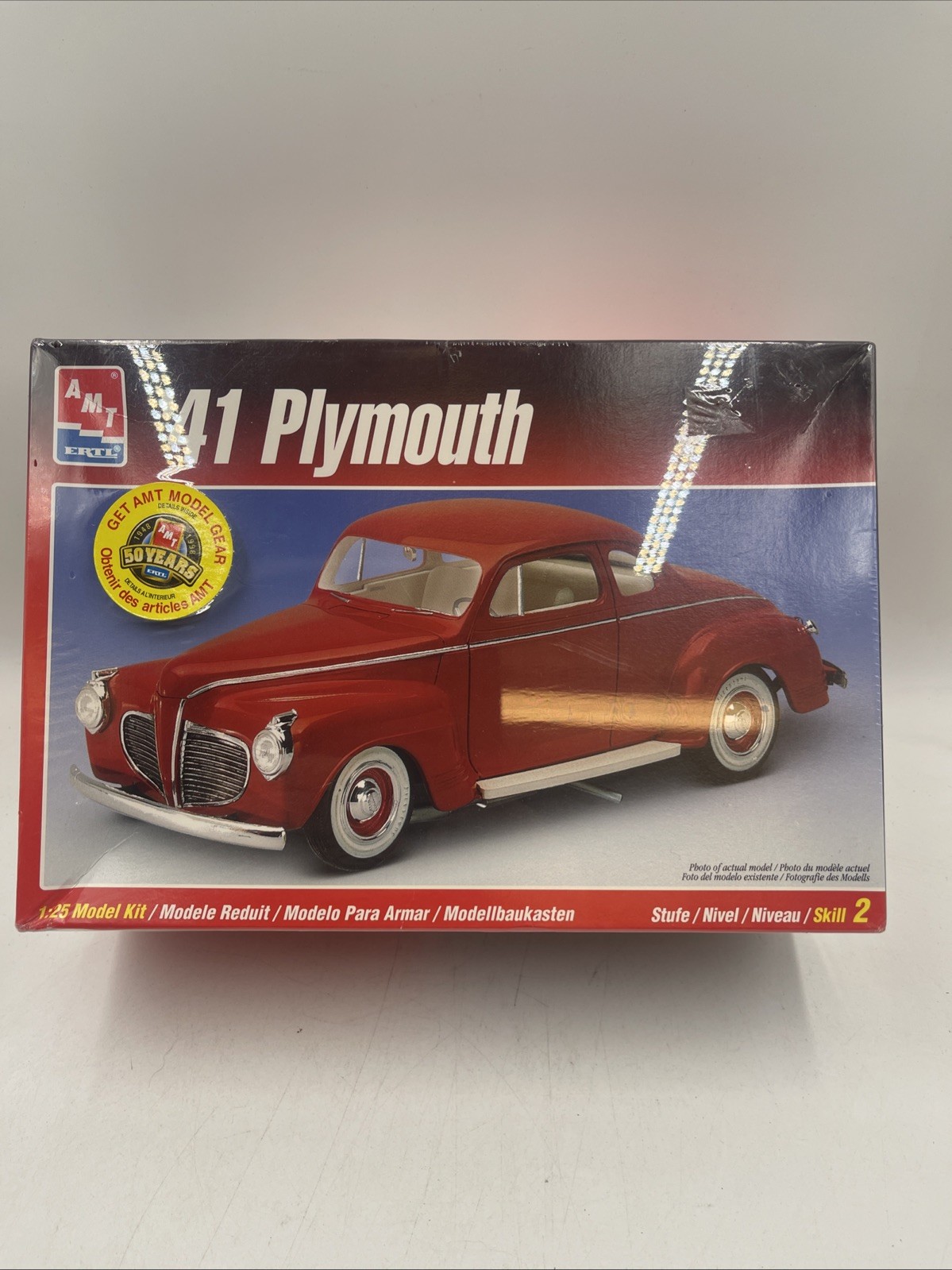 AMT /Ertl 1/25  ‘41 Plymouth Plastic Model Kit #6184 New Sealed. 