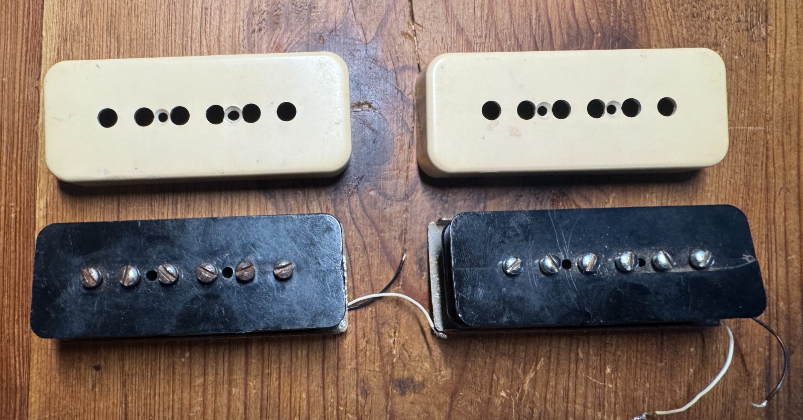 Vintage Late 1960s Gibson P-90 P90 Soapbar Pickup Pair 8.0K 8.2K Original Cream