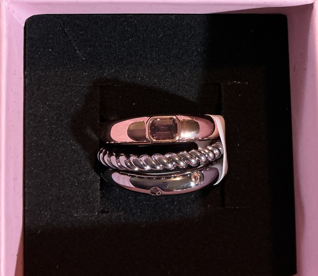 Bomb Party Ring Size 9 Rare Unicorn 1 Of 500 Made Rose Gold & Hematite Plating Bomb Party Ring Size 9 Rare Unicorn 1 Of 500 Made Rose Gold & Hematite Plating