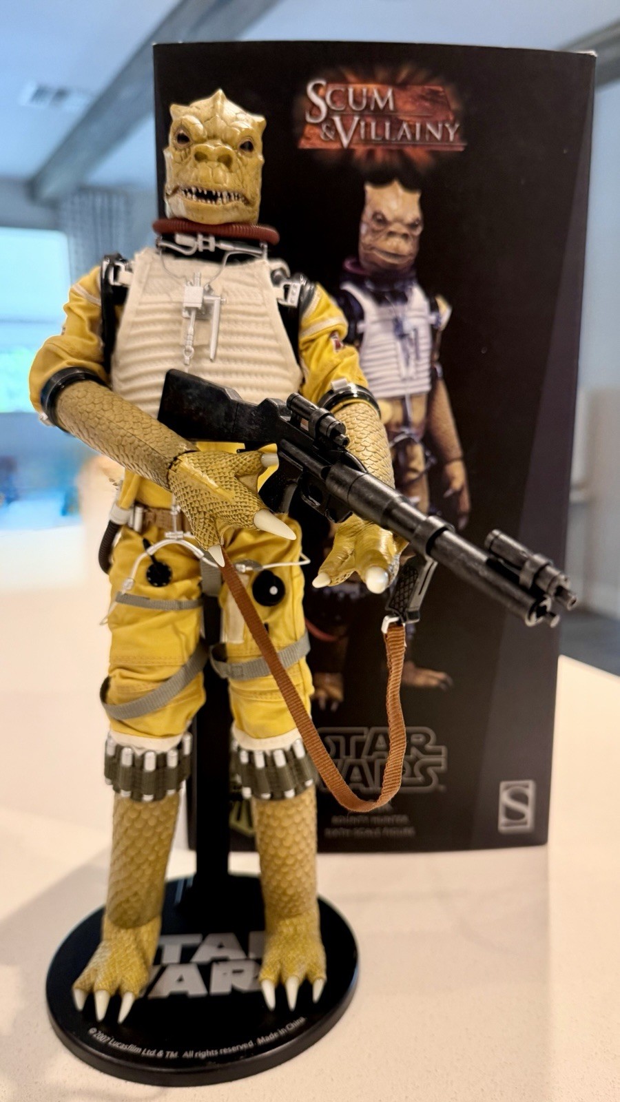 Sideshow Collectibles Bossk 1/6 scale Star Wars Scum and Villainy Sideshow Collectibles Bossk 1/6 scale Star Wars Scum and Villainy