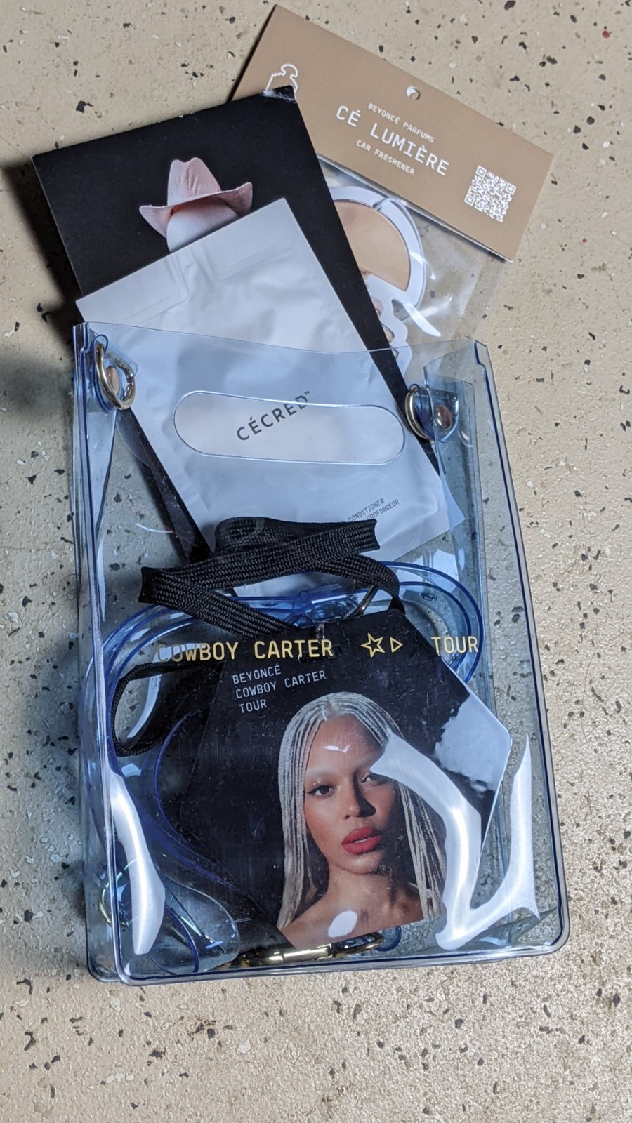 Beyoncé Cowboy Carter Act II Crossbody Bag Adjustable Strap VIP Gift Set Lanyard