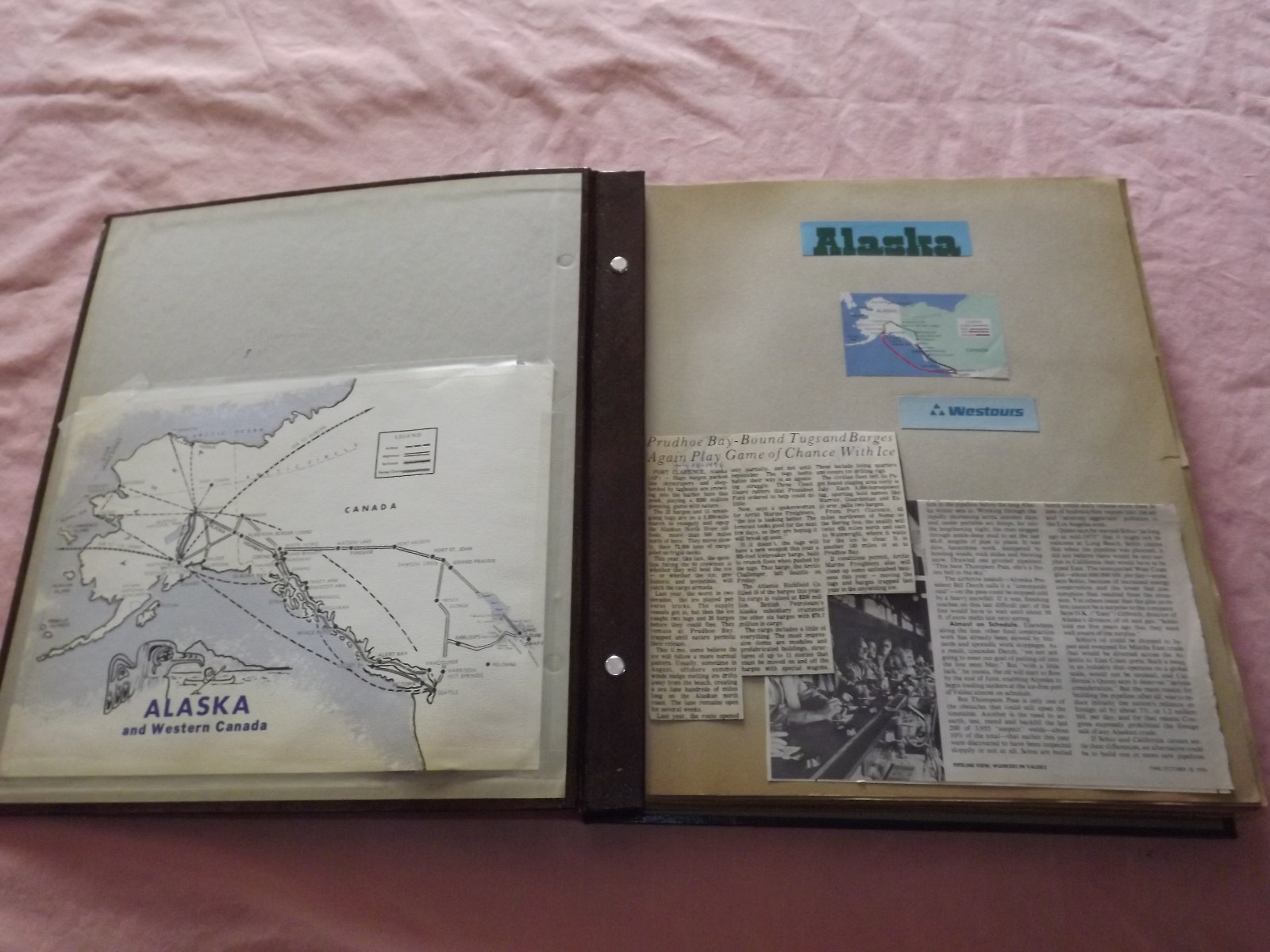 VINTAGE 1975 TRAVEL TO ALASKA POSTCARDS ++ ALBUM VINTAGE 1975 TRAVEL TO ALASKA POSTCARDS ++ ALBUM