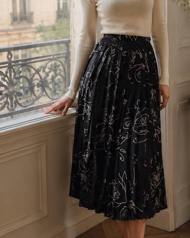 Vintage Elegant Pleated Midi Skirt | Black & White Abstract Floral Print | High
