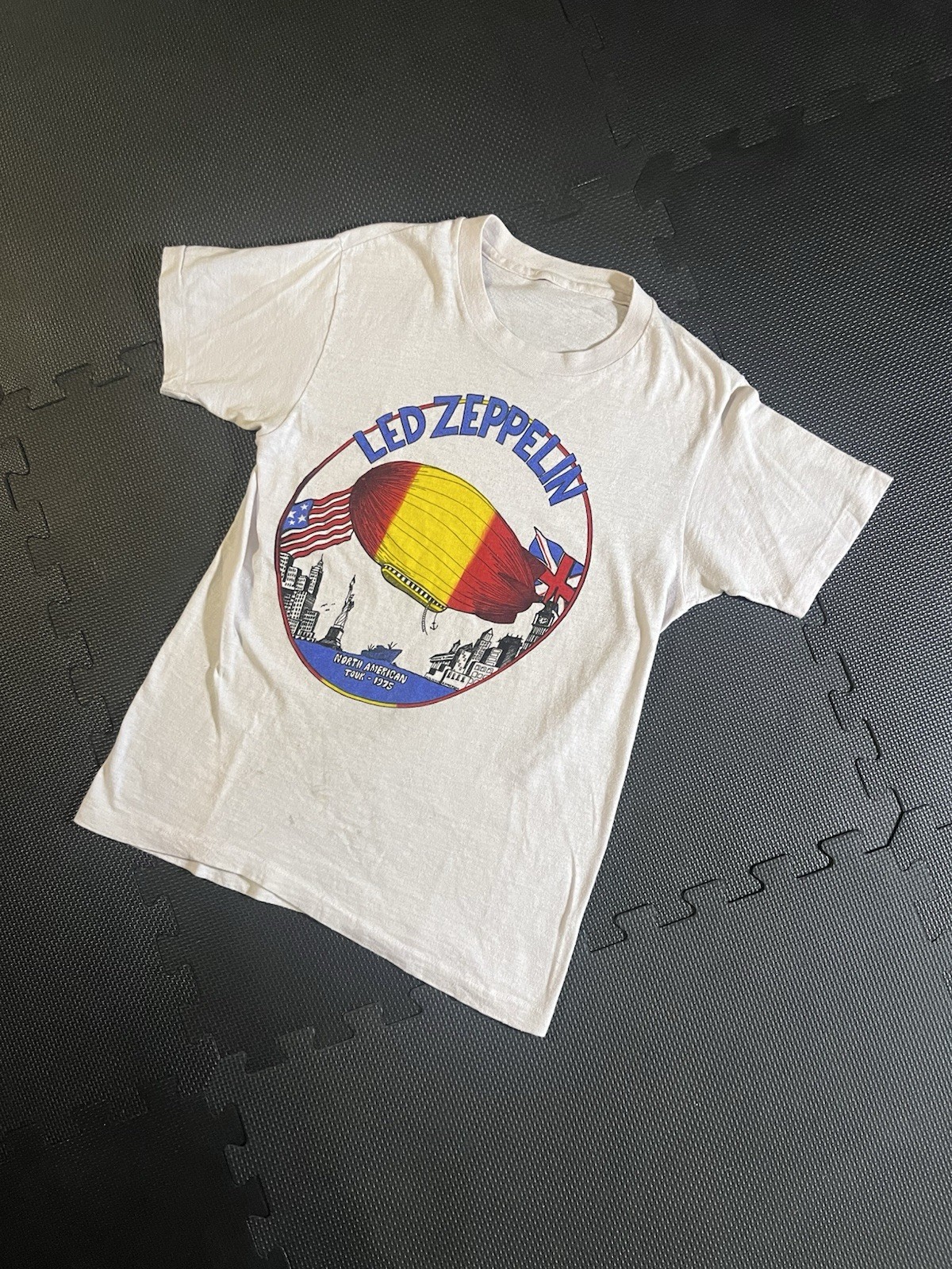 Vintage 1975 LED ZEPPELIN North American Tour shirt  Super rare shirt