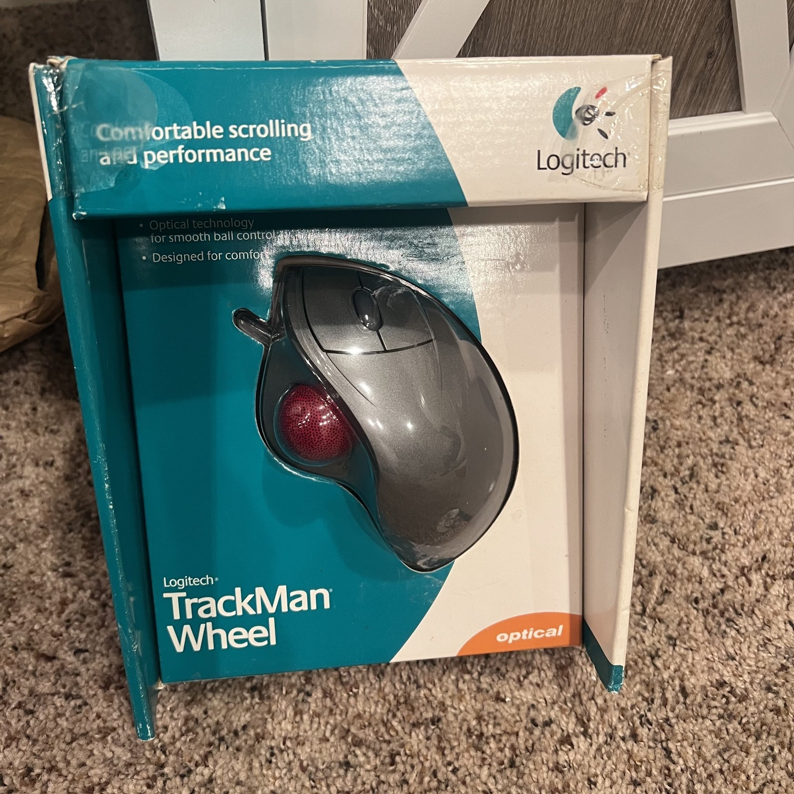 Logitech TrackMan Wheel Optical Computer Mouse (OPT TMAN 904353-0403) Logitech TrackMan Wheel Optical Computer Mouse (OPT TMAN 904353-0403)