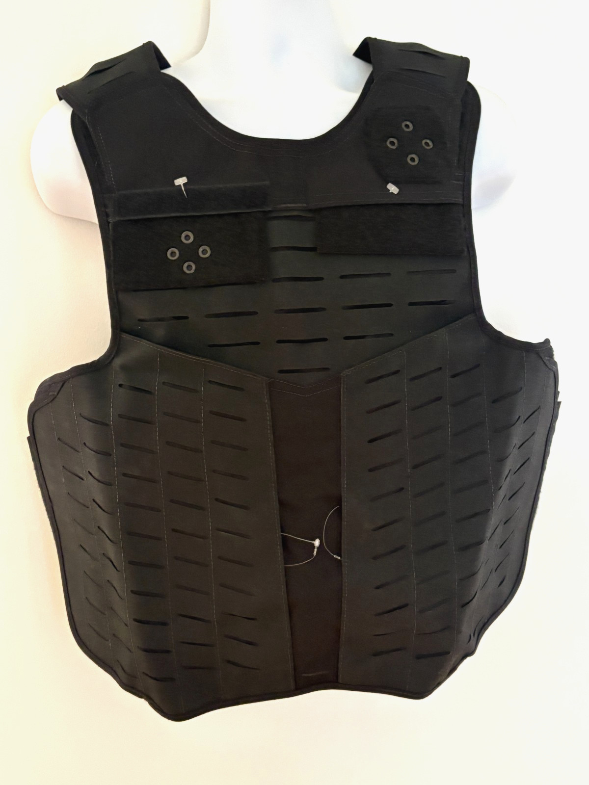 SAFARILAND V1 SO AWS Armor Carrier Side Open M LONG 2217-2018 Black Laser Molle