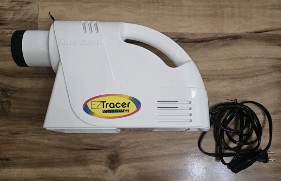 Artograph EZ Tracer Art Projector Tracer w/ Power Cord ~ Works Artograph EZ Tracer Art Projector Tracer w/ Power Cord ~ Works