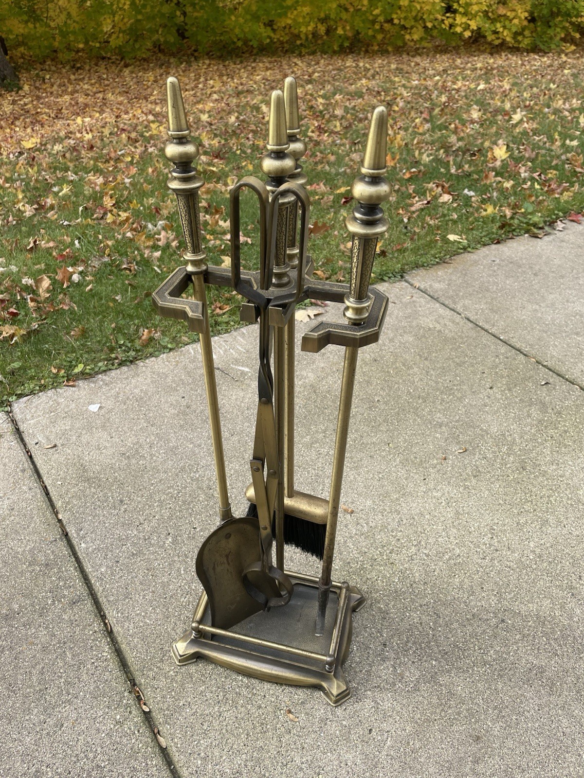 **Vintage MCM BRASS TEXTURED FINIAL  FIREPLACE SET 4 TOOLS & STAND HEAVY