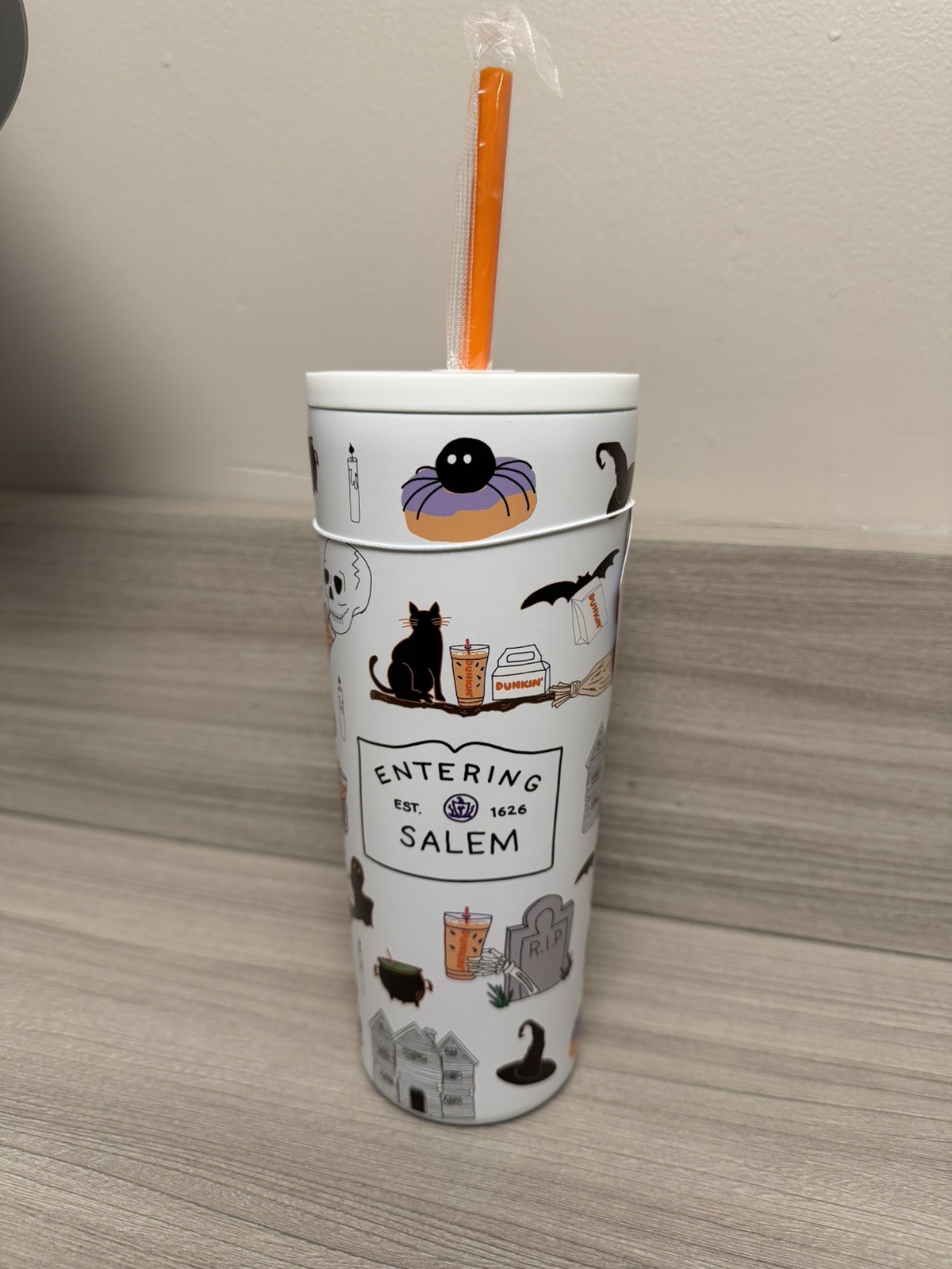 BRAND NEW 2026 Salem Dunkin’ Stainless Steel Tumbler (22oz) BRAND NEW 2026 Salem Dunkin’ Stainless Steel Tumbler (22oz)