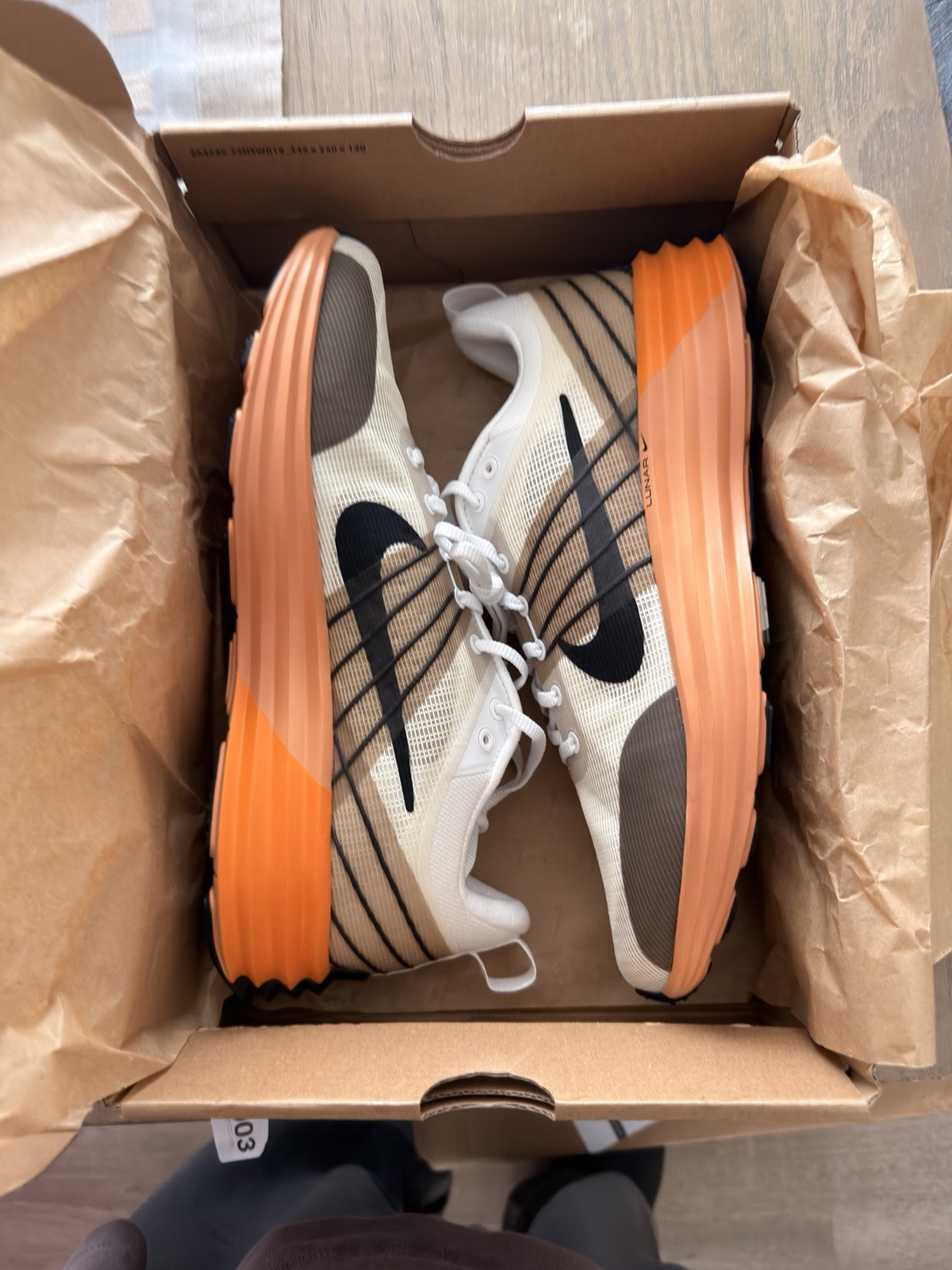 Size 10.5 - Nike Lunar Roam Summit White Khaki Orange Size 10.5 - Nike Lunar Roam Summit White Khaki Orange