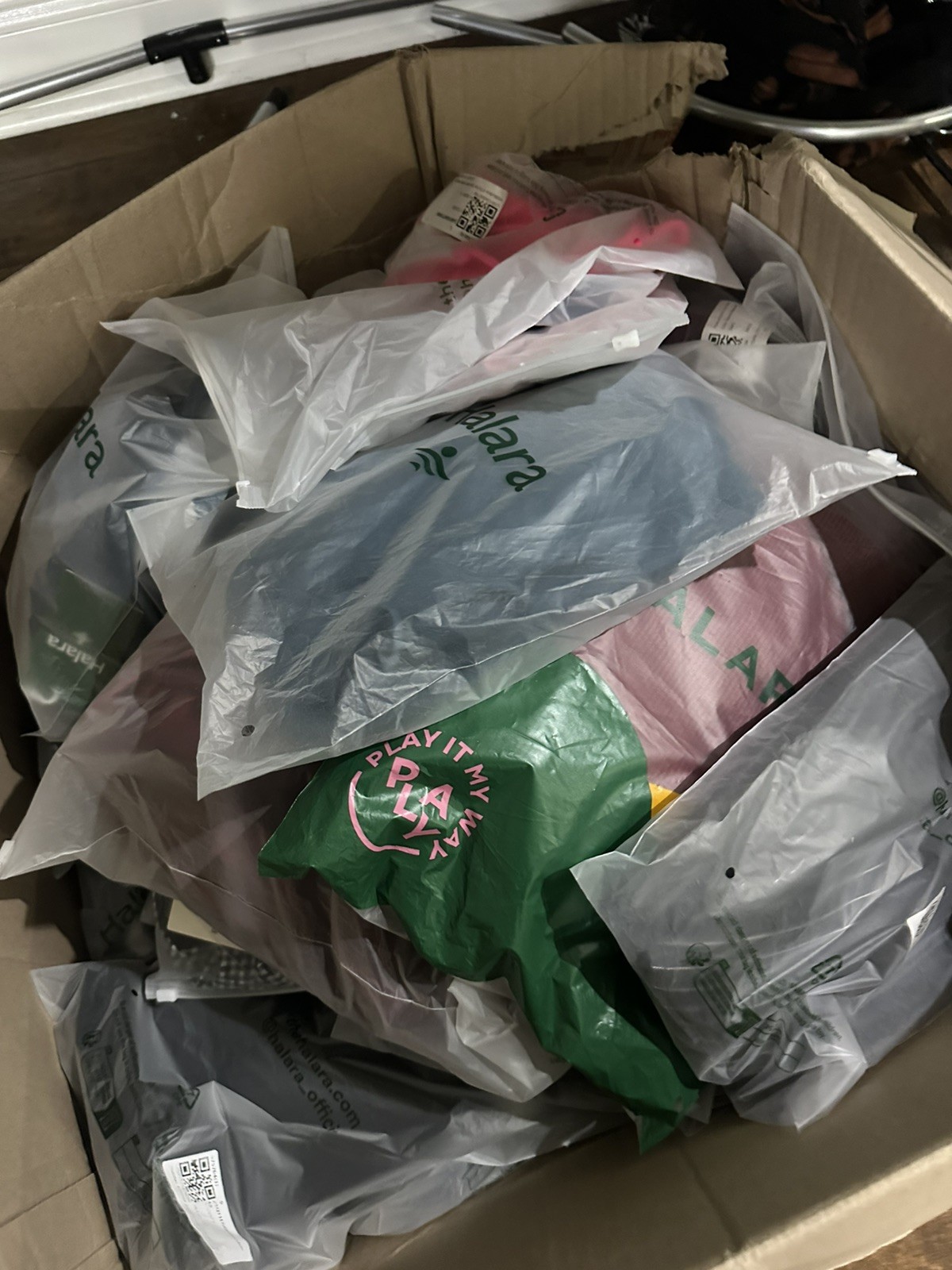 Halara 50 piece bundle RESELLERS DREAM LAST ONE I HAVE Halara 50 piece bundle RESELLERS DREAM LAST ONE I HAVE