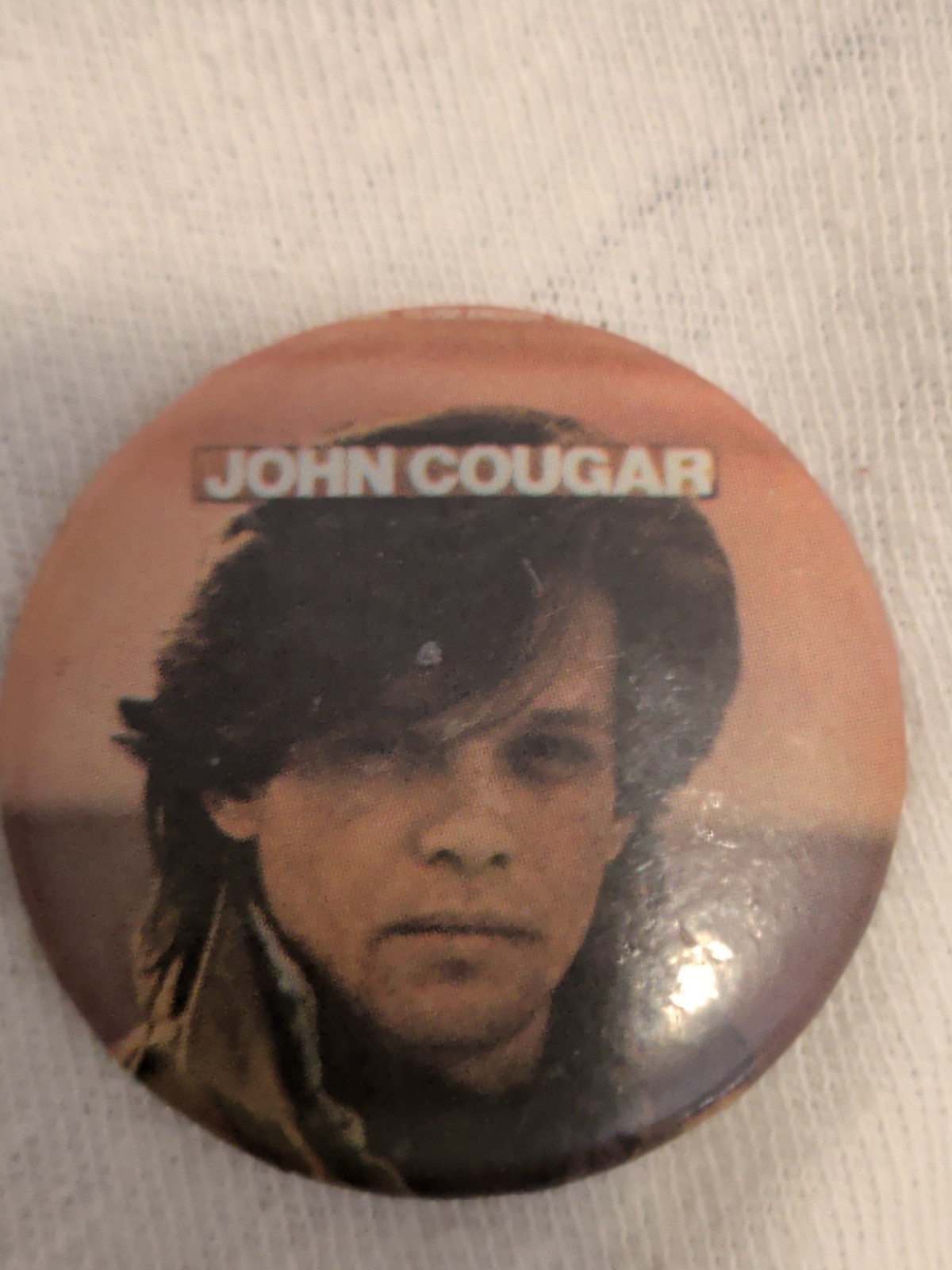 RARE Vintage 1982 JOHN COUGAR Mellencamp promo button pin American Fool 1.25\ RARE Vintage 1982 JOHN COUGAR Mellencamp promo button pin American Fool 1.25\