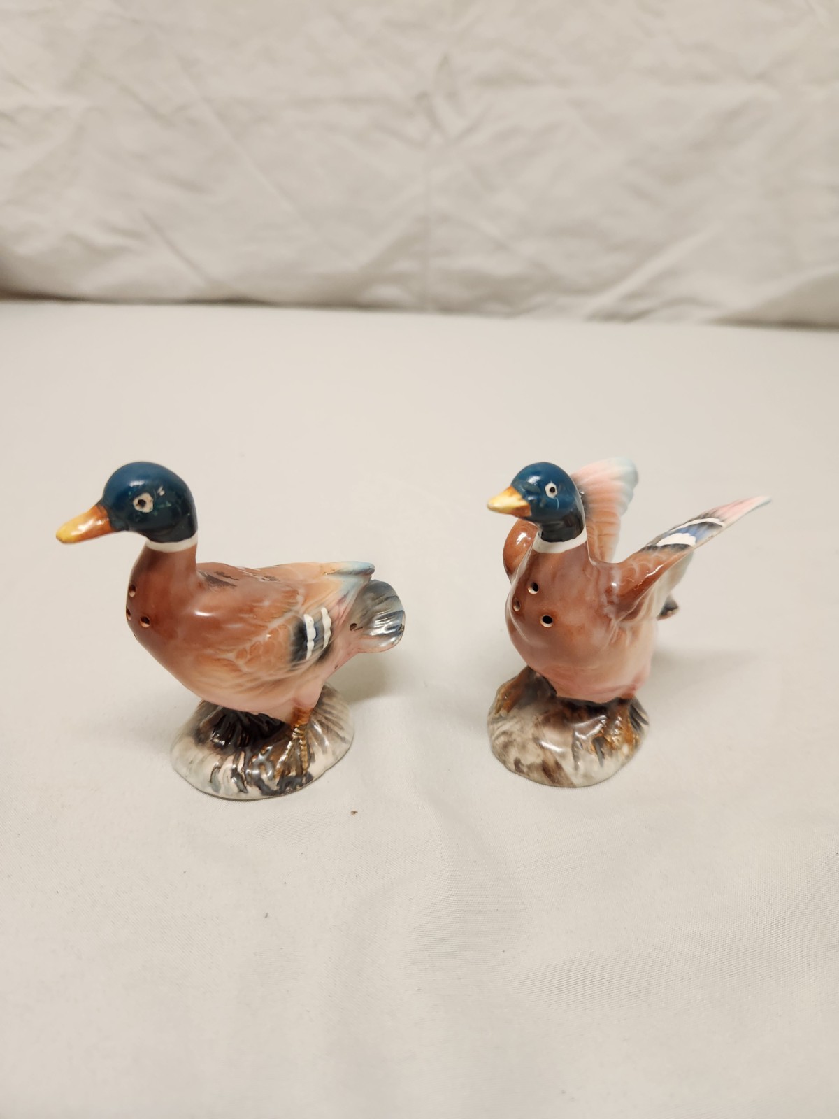 Vintage Ceramic Duck Salt & Pepper Shakers Thriftco Ceramics Japan Vintage Ceramic Duck Salt & Pepper Shakers Thriftco Ceramics Japan