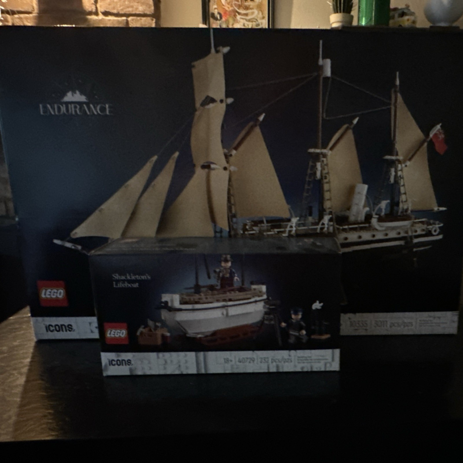 LEGO Icons Endurance Ship & Shackleton\'s Lifeboat Set 1036, 6301 Pieces