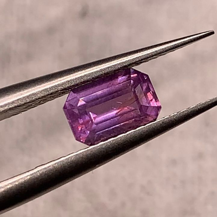 0.9Ct Natural Unheated Sri Lankan Pink Sapphire