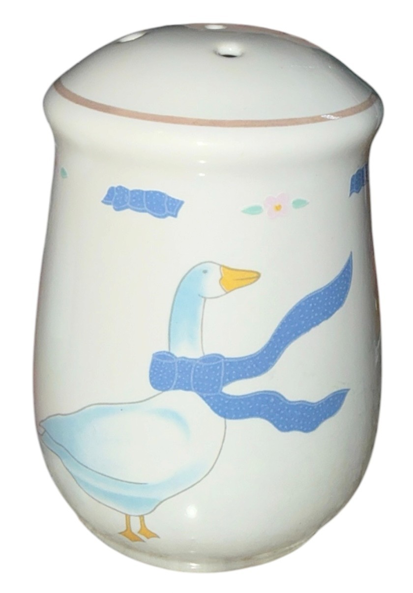 VTG Country Blue Ribbon Goose  Single Pepper Shaker 3.5”