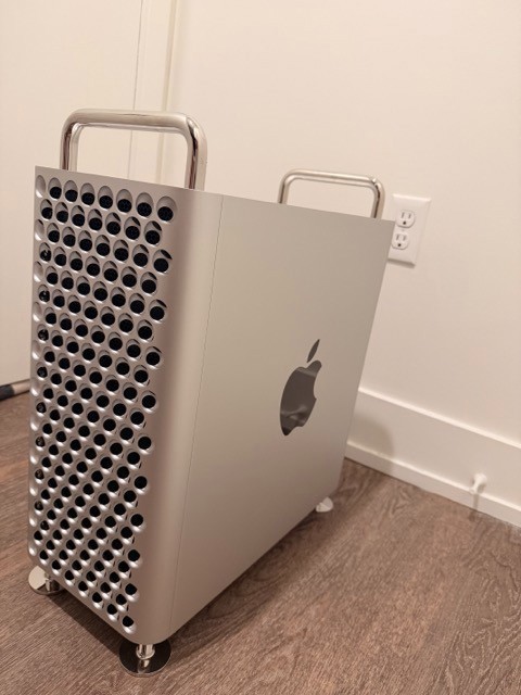2019 Apple Mac Pro A1991 12-Core 3.3GHz 96GB RAM 2TB SSD Dual Radeon Pro W5700X