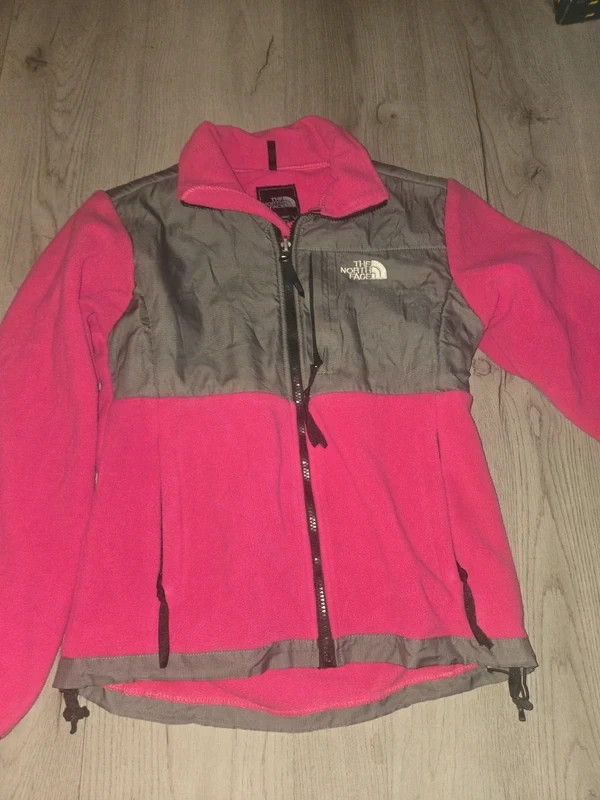 Womens The North Face fleece jacket Size: M