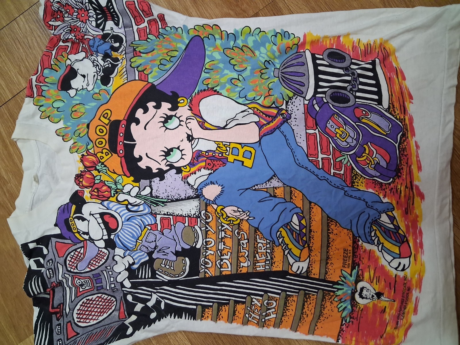 Vintage 1993 Betty Boop MC Hammer Parody AOP Shirt \ Vintage 1993 Betty Boop MC Hammer Parody AOP Shirt \