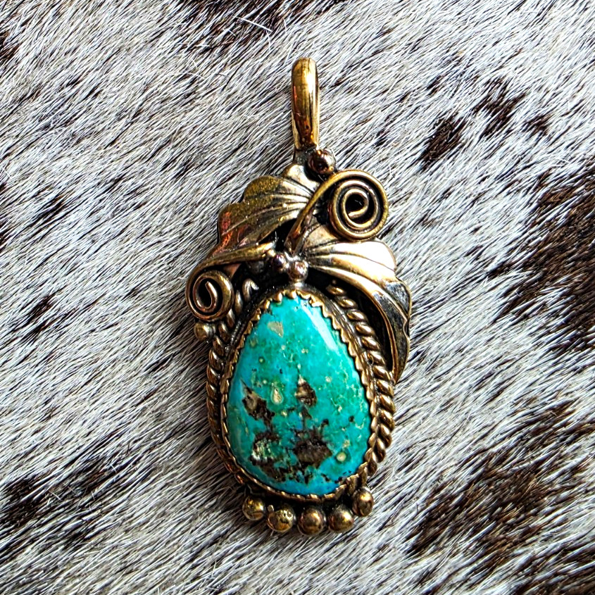 vintage turquoise pendant navajo Style 12K GF vintage turquoise pendant navajo Style 12K GF
