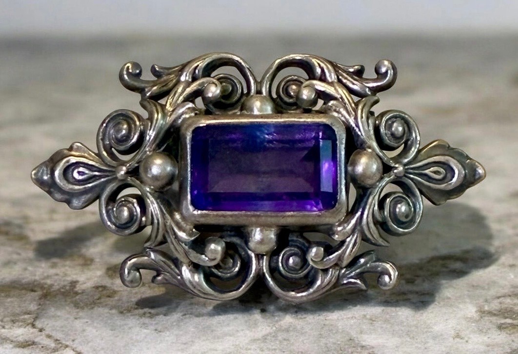 Mid Century Mexican Sterling Silver Amethyst Statement Brooch Pin Pre 1948 Mid Century Mexican Sterling Silver Amethyst Statement Brooch Pin Pre 1948