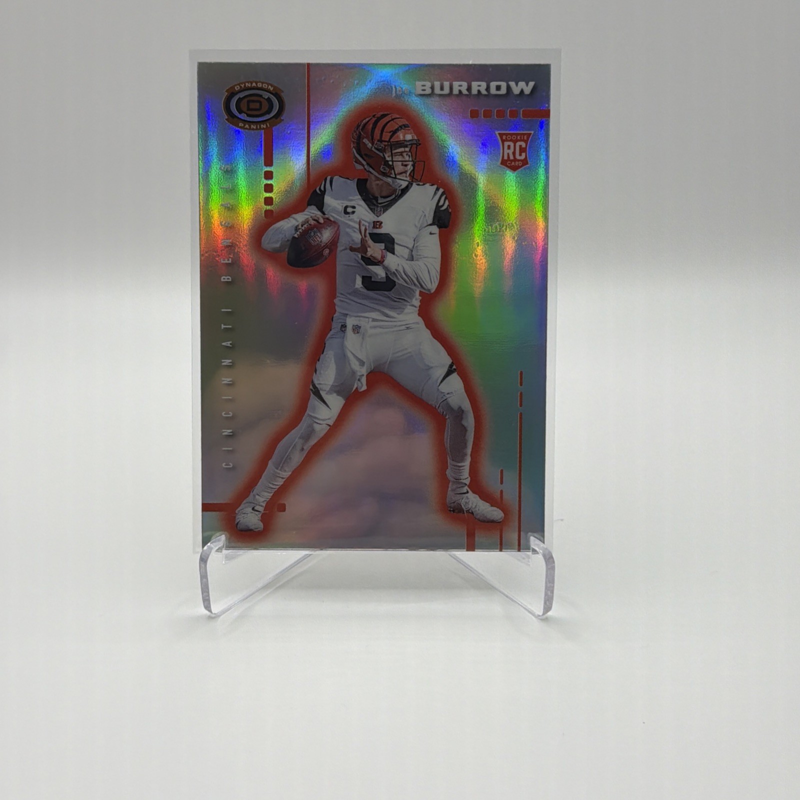 2020 Panini Chronicles - Dynagon Rookies Joe Burrow #D-1 Silver Prizm (RC) 2020 Panini Chronicles - Dynagon Rookies Joe Burrow #D-1 Silver Prizm (RC)