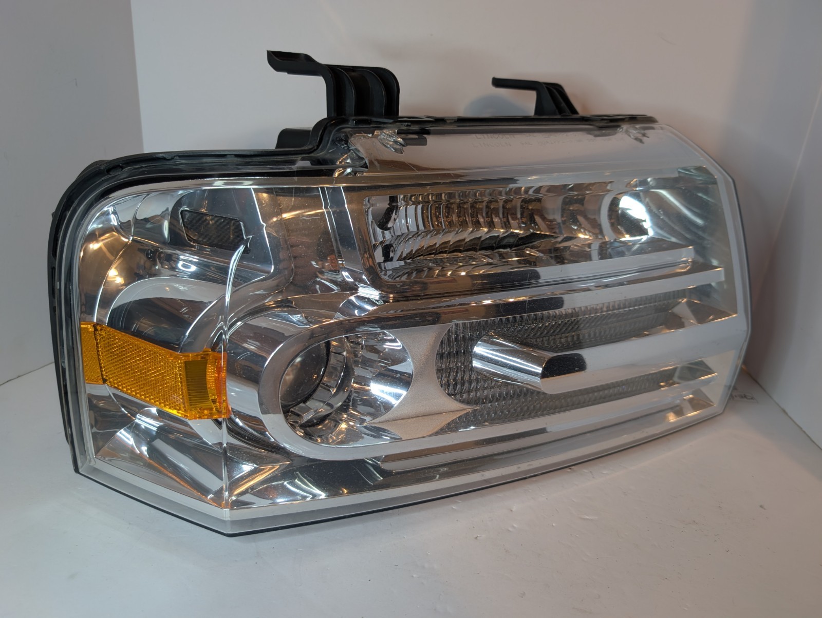 OEM ✅2007-2014 Lincoln Navigator RH Passenger Side Xenon Lamp HID Headlight OEM ✅2007-2014 Lincoln Navigator RH Passenger Side Xenon Lamp HID Headlight