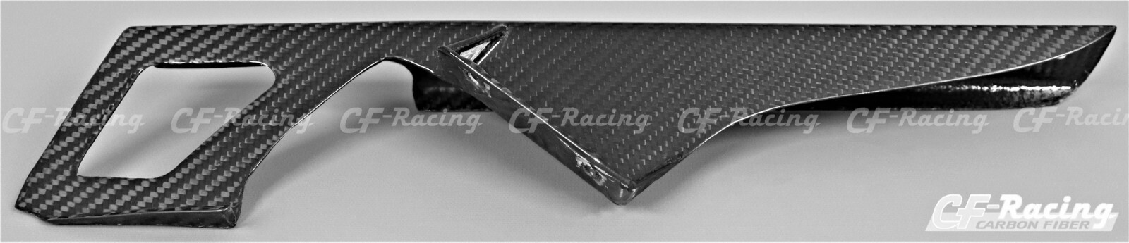 2001-2004 Suzuki GSX-R1000 Chain Guard - 100% Carbon Fiber 2001-2004 Suzuki GSX-R1000 Chain Guard - 100% Carbon Fiber